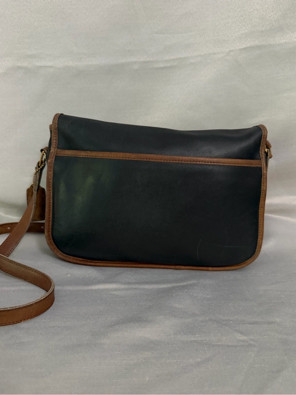 Vintage COACH City Spectator Bag Black/ Brown Two Toned Leather 80’s 0445-042 - Picture 2 of 14